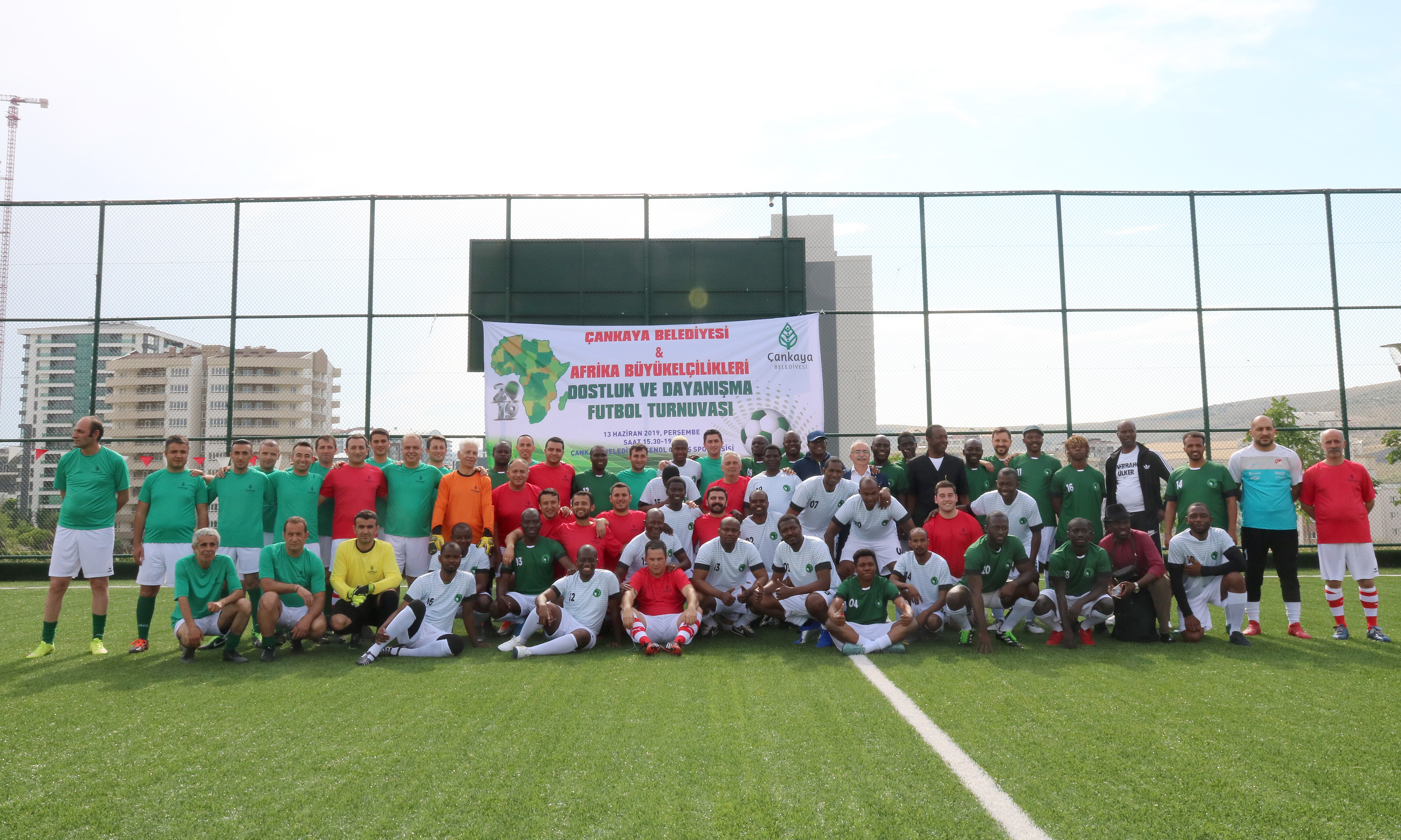 Çankaya'da Afrika Günü'nde futbol resitali - Resim : 1