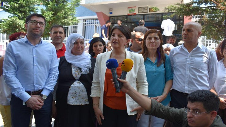 HDP'li Pervin Buldan: Bir oy her şeyi değiştirir - Resim : 1