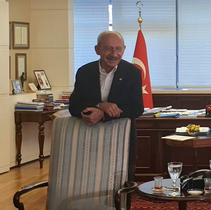 Kılıçdaroğlu'ndan ilk fotoğraf! Ekrem İmamoğlu'nu böyle izledi... - Resim : 1