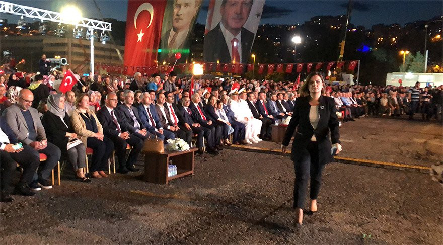 Erdoğan, Kılıçdaroğlu'nu eleştirince CHP'li başkan töreni terk etti - Resim : 1