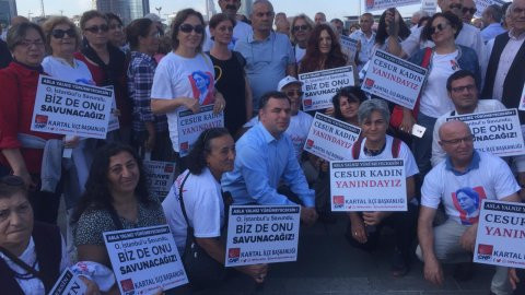 Canan Kaftancıoğlu'na adliye önünde destek