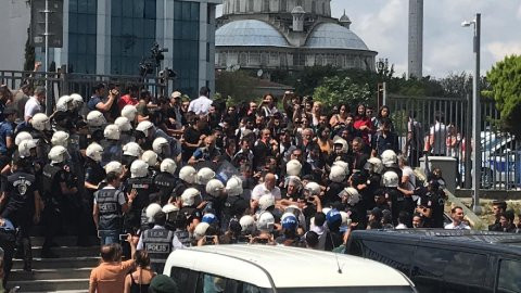 Çağlayan Adliyesi’nde avukatların kayyum protestosuna polis müdahalesi