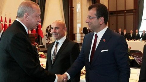 Erdoğan, Ekrem İmamoğlu, Mansur Yavaş ve Tunç Soyer'le böyle tokalaştı