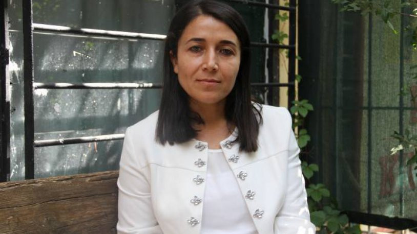 Kulp Belediyesi Eş Başkanı Fatma Ay gözaltına alındı