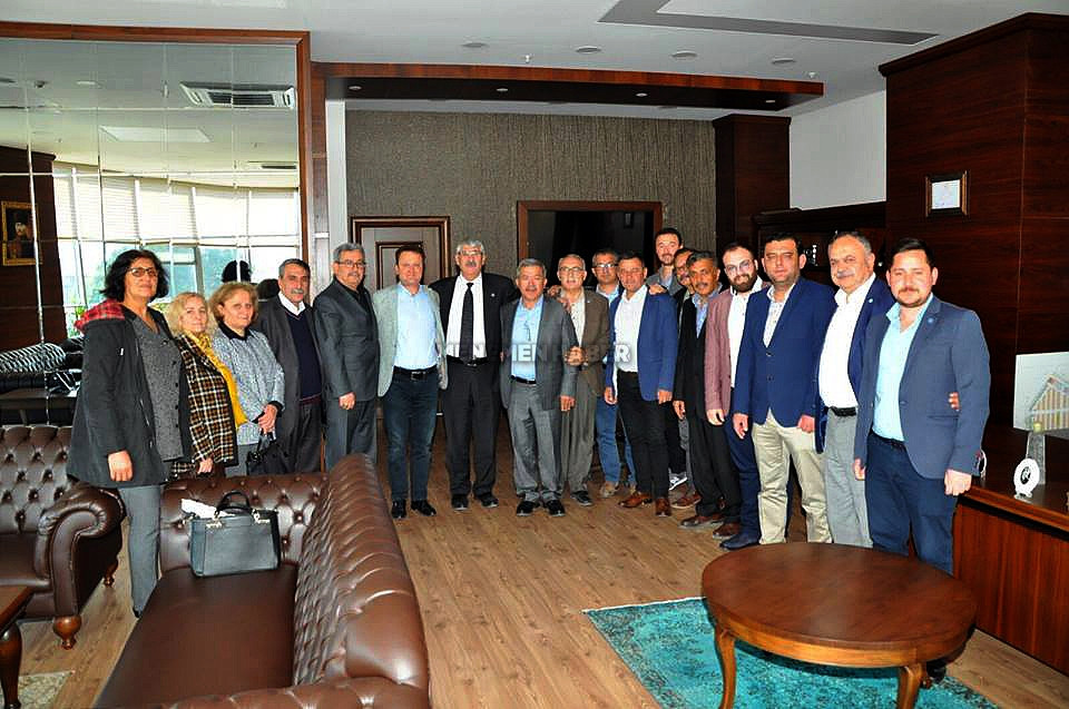 CHP’li belediye başkanına İYİ Parti'li başkan yardımcısı - Resim : 1