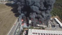 Tuzla Organize Sanayi Bölgesi'nde büyük yangın! Peş peşe patlamalar