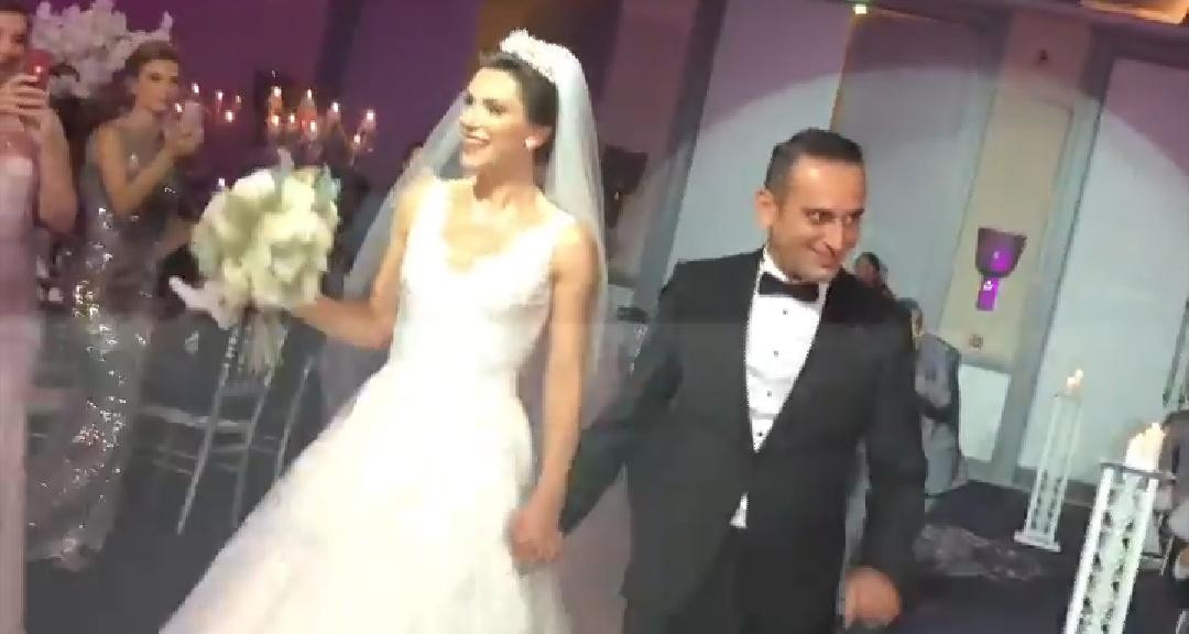 TRT Haber NTV’den kız aldı! Ünlü spikerler evlendi - Resim : 1