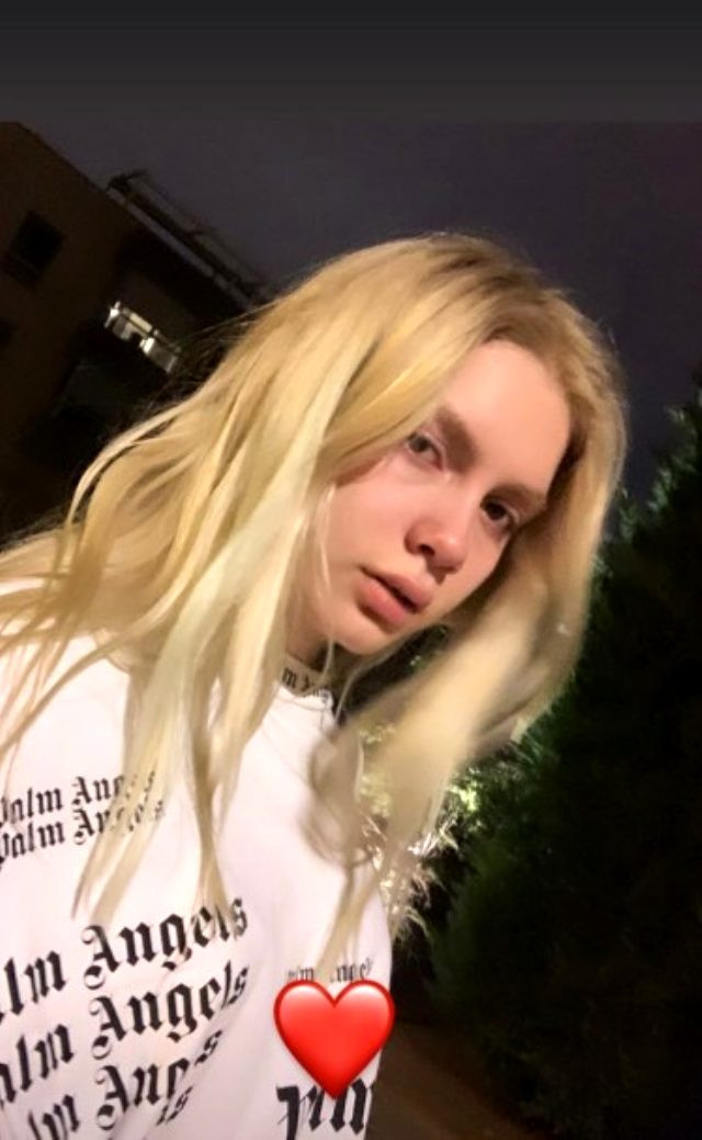 Şarkıcı Aleyna Tilki Amerika'ya gitti, kardeşi uğurladı - Resim : 2