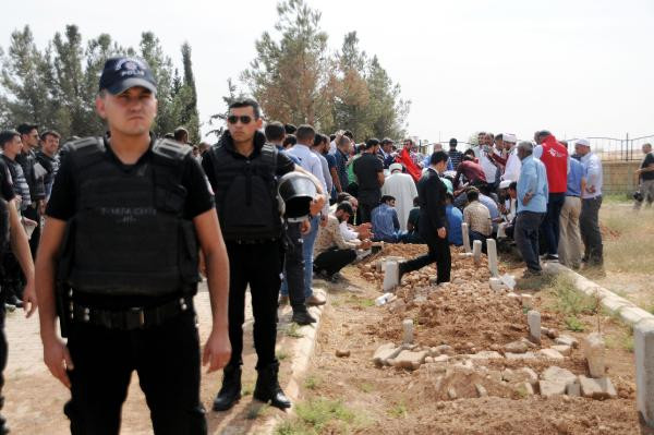 9 aylık şehit Muhammed bebek defnedildi - Resim : 2