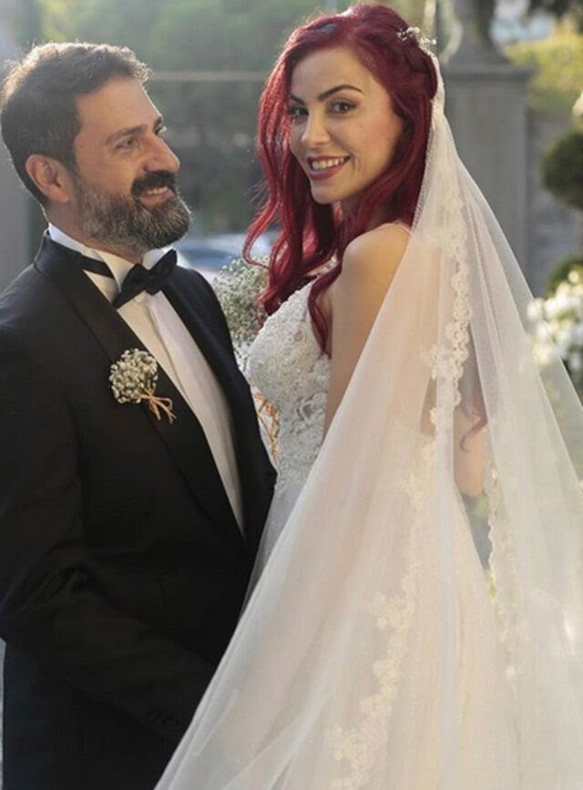 Erhan Çelik doktor Özlem Gültekin ile evlendi - Resim : 1