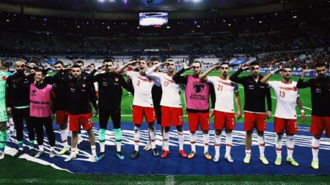 UEFA skandal Türkiye soruşturmasını resmen duyurdu!