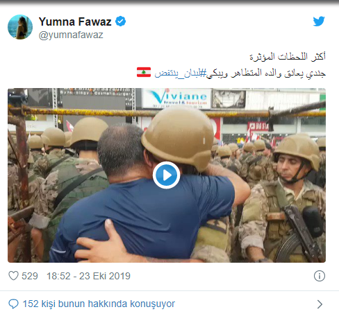 Lübnan'da protestolara müdahale eden askerin gösterideki babasıyla kucaklaşma anları... - Resim : 1