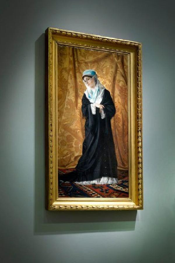 Osman Hamdi Bey'in ‘İstanbul Hanımefendisi’ adlı tablosu rekor fiyata satıldı - Resim : 1