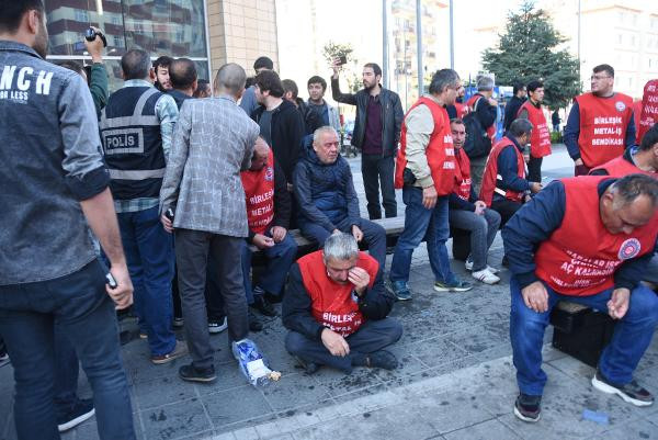 Eskişehir'de metal işçilerine polis müdahalesi - Resim : 3
