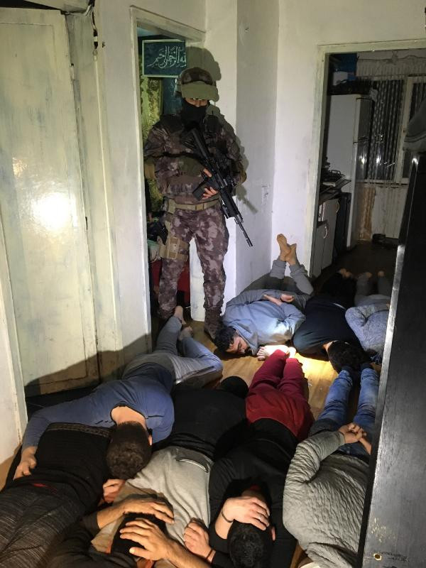 Bursa'da IŞİD operasyonu: 26 gözaltı - Resim : 1