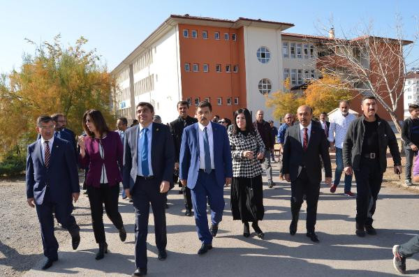 TBMM araştırma komisyonu, Aksaray'daki o okulda incelemede bulundu - Resim : 1