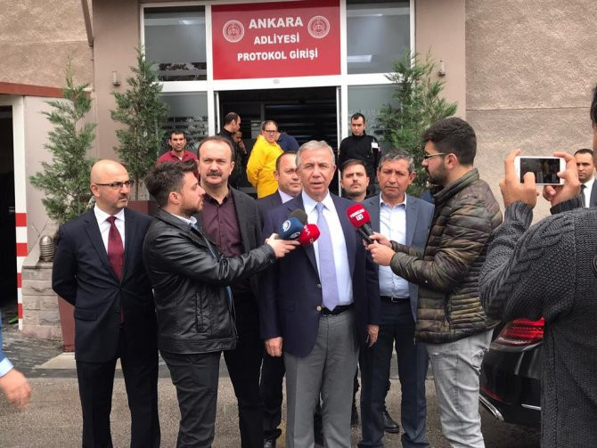 Mansur Yavaş: Ankara Büyükşehir Belediye Başkanı'nı buraya dikenleri kınıyorum - Resim : 1