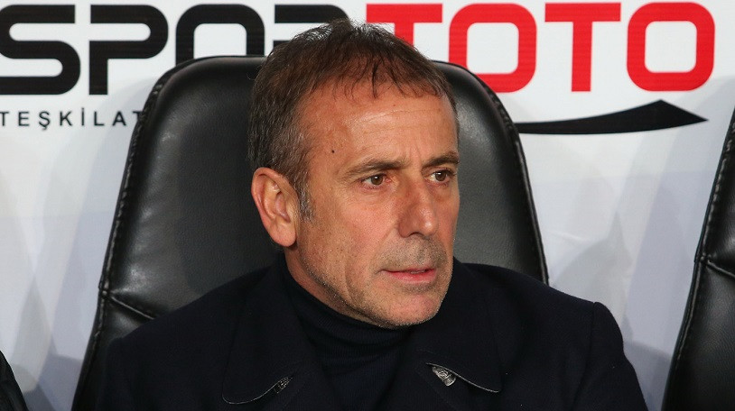 Trabzonspor'un yeni teknik direktörü belli oldu! Abdullah Avcı iddiası yılan hikayesine dönmüştü - Resim : 1