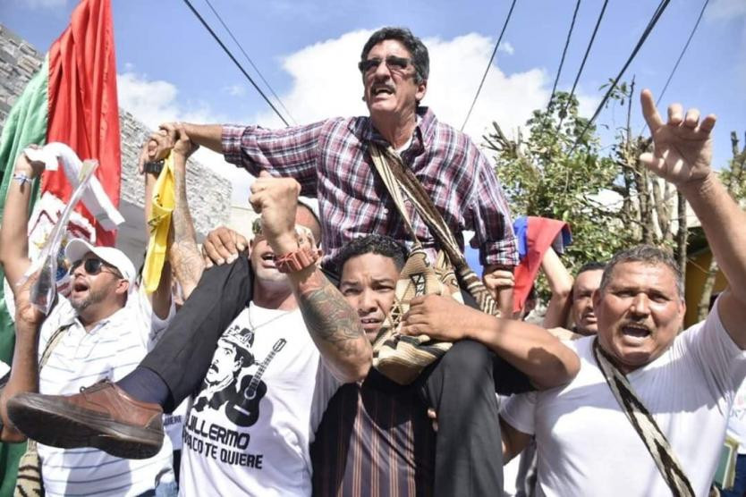 Kolombiya'da eski FARC militanı, belediye başkanı oldu - Resim : 1