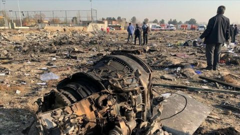 İran: Ukrayna uçağı kazara vurularak düştü