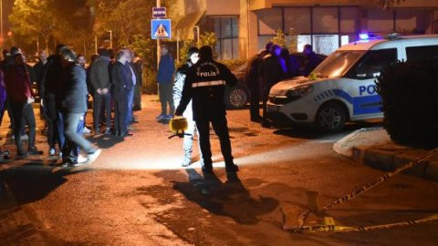 Silahlı saldırıya uğrayan Çiğli Belediye Başkan Yardımcısı Ali Rıza Koçer'den açıklama - Resim : 1