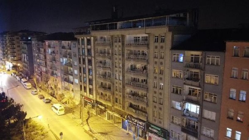 Malatya'da yıkılacak riskli 2 bina havadan görüntülendi - Resim : 1