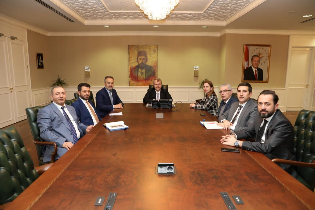 AKP'lilerin toplantısından tartışma yaratacak fotoğraf: Atatürk yerine Abdülhamit! - Resim : 2