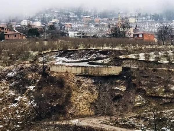 Ordu'da heyelan! 12 bina tahliye edildi - Resim : 1