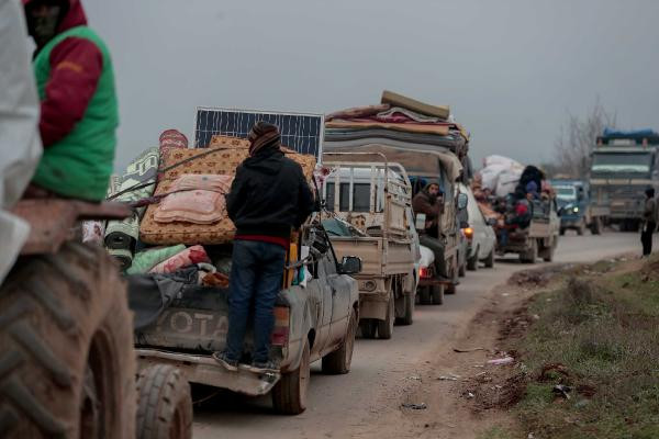 İdlib’den sivillerin göçü devam ediyor - Resim : 1