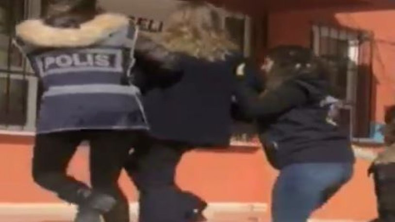 Okuldaki cinsel istismar iddiasını haberleştiren Kanal D muhabiri zorla gözaltına alınarak darp edildi