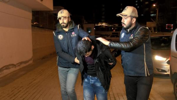 IŞİD infazcısının eşi ve oğlu Kocaeli'de yakalandı - Resim : 1