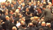 TBMM'de kapalı oturumda kavga! AKP'li milletvekillerinden saldırı