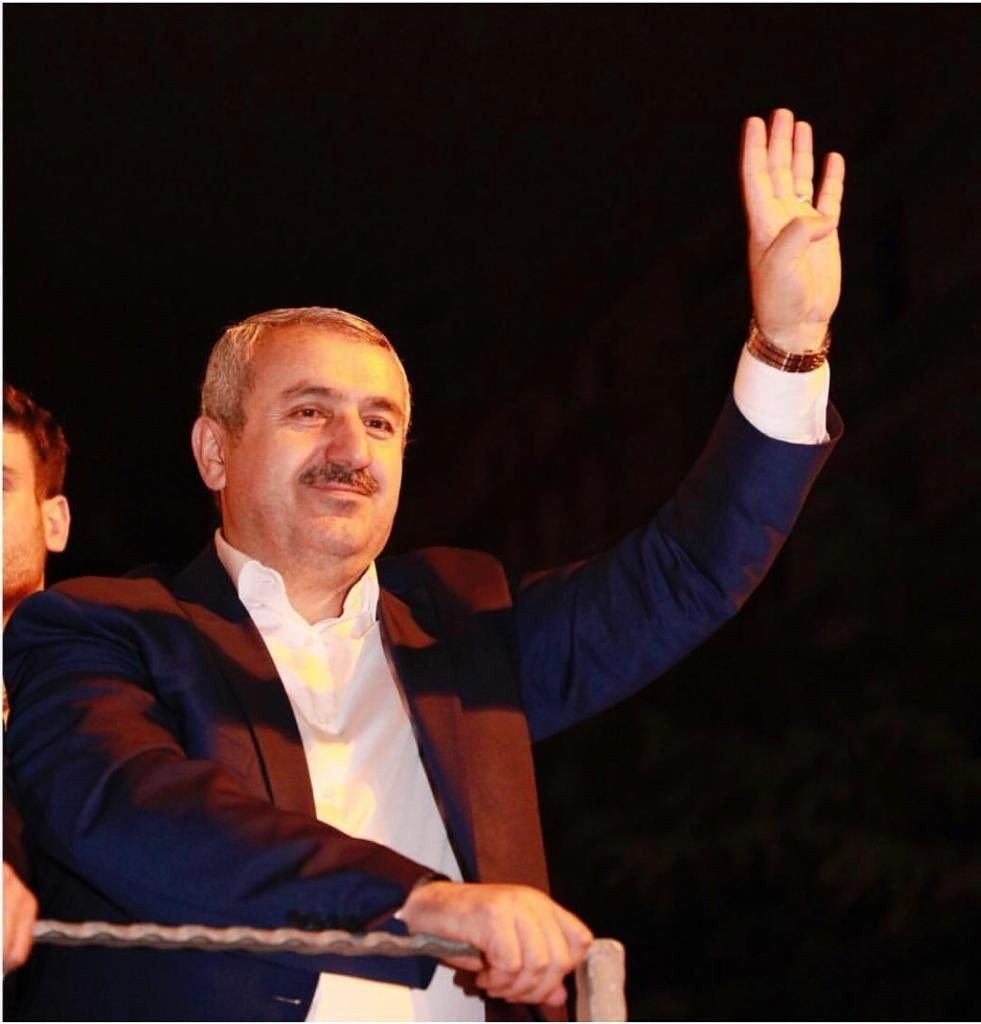 AKP'li eski başkan 54 yaşından sonra memur oldu - Resim : 1