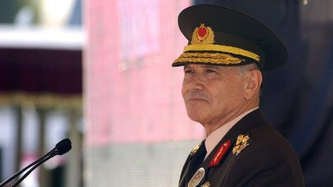 Saygı Öztürk: 'Emekli Orgeneral Aytaç Yalman koronavirüsten hayatını kaybetti'