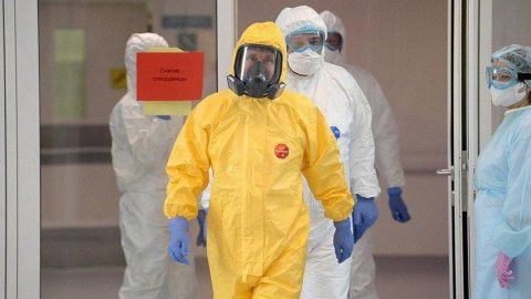 Vladimir Putin'den koronavirüs tedavisinin yürütüldüğü hastanede denetim