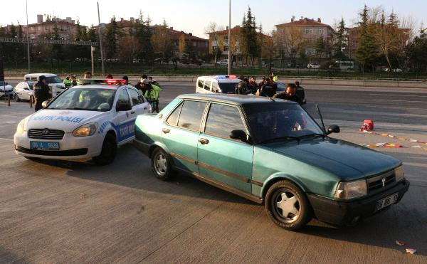 Ankara'da hareketli saatler! Polisin 'dur' ihtarına uymadı - Resim : 1