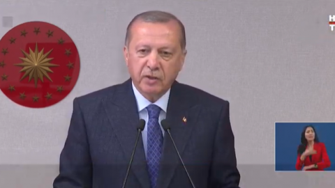 Erdoğan: Hafta sonu sokağa çıkma yasağını sürdürme kararı aldık