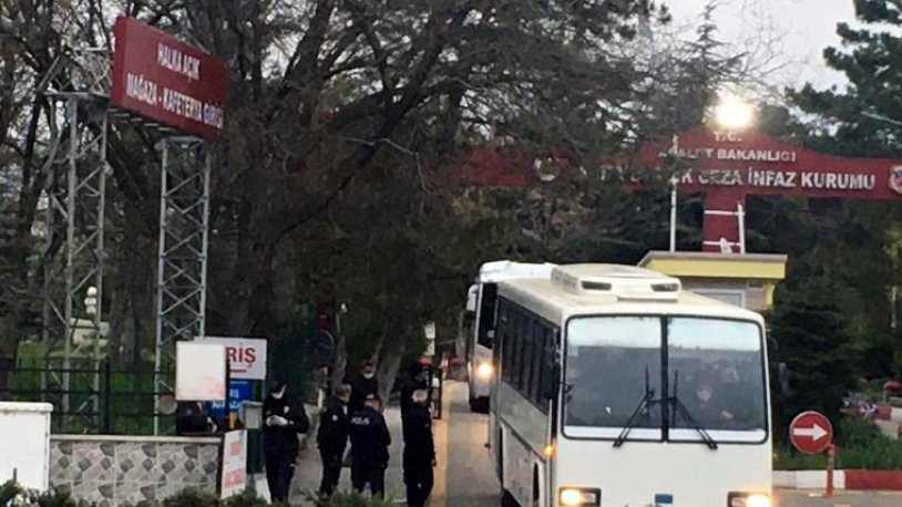 Ankara'da cezaevlerinden tahliyeler başladı