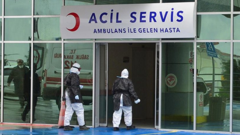 Pandemi hastanesi ilan edilen özel hastaneler neden koronavirüs vakalarında ücret almaya devam ediyor?