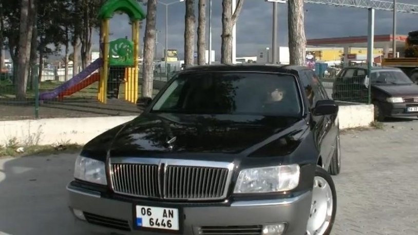 Erdoğan'a hediye edilen limuzin AKP'nin ilçe başkanında çıktı! Ekonomik ömrünü tamamlamış - Resim : 2
