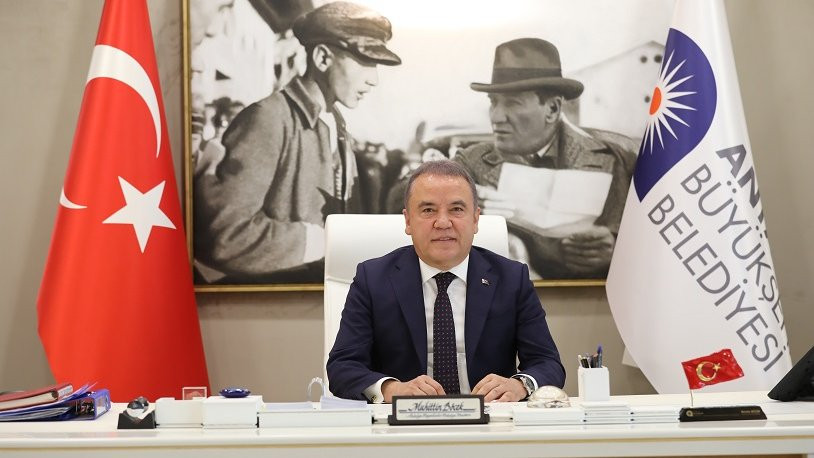 Akdeniz Üniversitesi'nden Muhittin Böcek'in sağlık durumuna ilişkin açıklama 