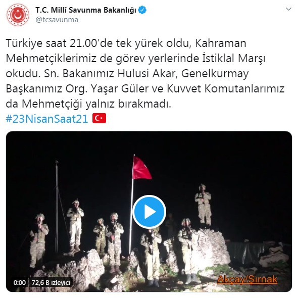 MSB paylaştı: Mehmetçik saat 21:00'de İstiklal Marşı'nı böyle okudu - Resim : 1