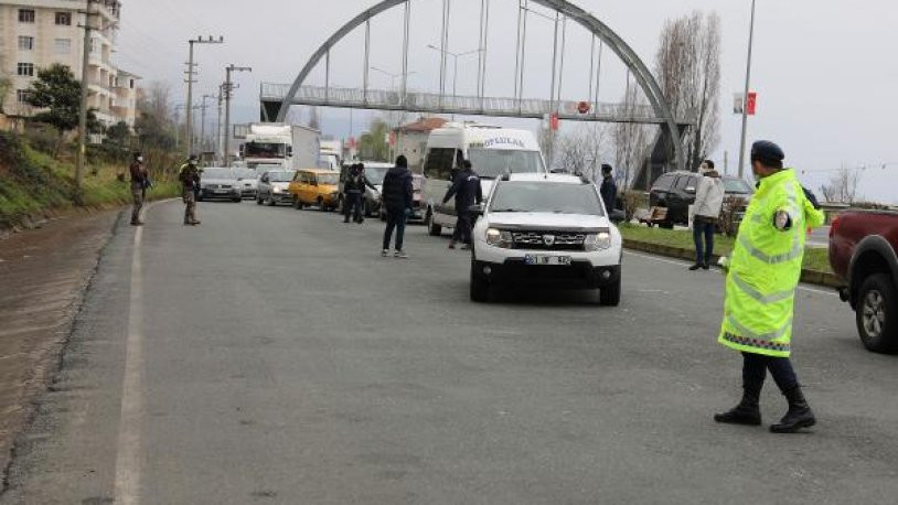 'Evde Kal' demek yetmedi, çay hasadı için Karadeniz'e akın başladı: Gelmek zorundaydık