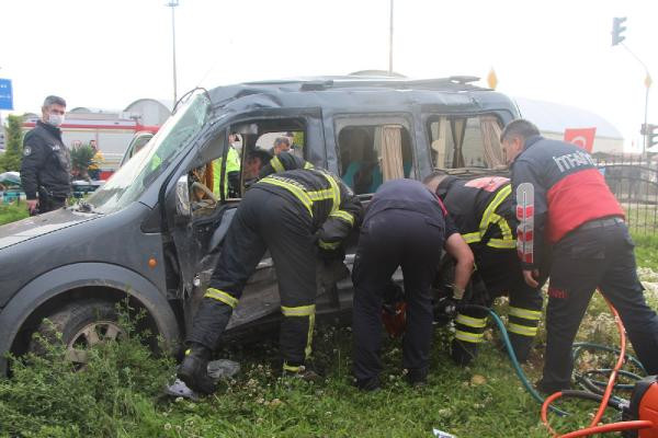 Giresun - Trabzon karayolunda feci kaza - Resim : 1