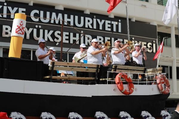Antalya Büyükşehir Belediyesi'nde 19 Mayıs töreni - Resim : 1