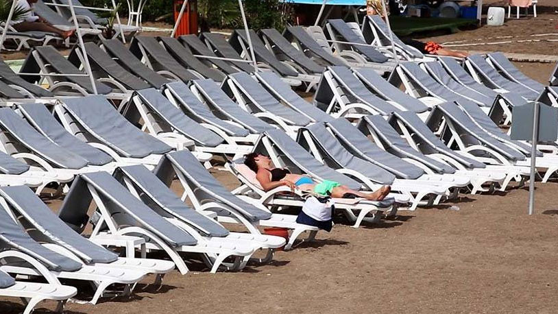 Sezon açılırken turizmcinin kabusu: 10 gün tatil için 14 gün karantina