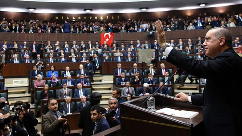 'AKP'de siyaset yaparken çocuklarımın yüzlerine bakamıyordum'