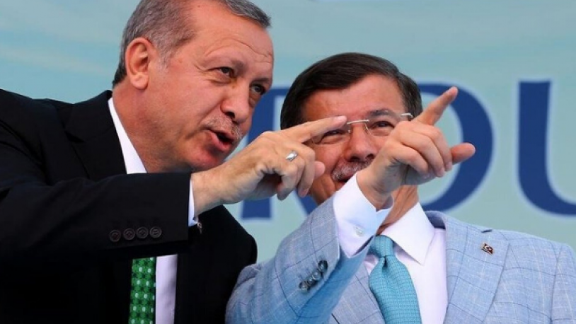 Davutoğlu Erdoğan'a seslendi: Sessiz kalmamalı