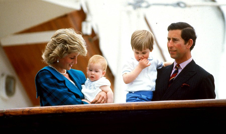 'Lady Diana'yı Kraliyet Ailesi öldürdü' - Resim : 1
