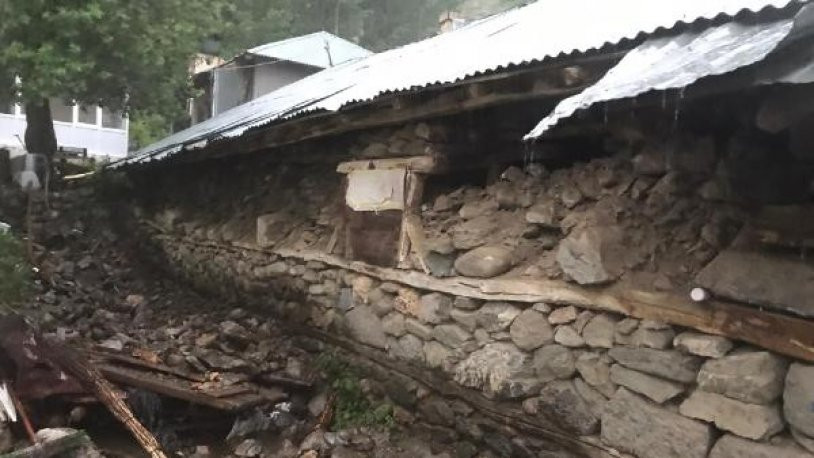 Valilik duyurdu! Bingöl'de meydana gelen depremden ilk ölüm haberi geldi